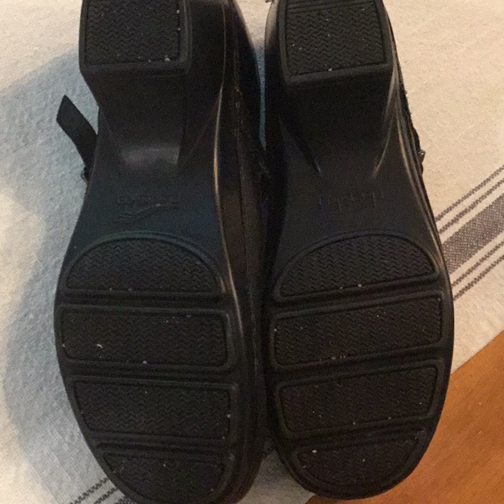 Black Mary Jane Dansko clogs - Picture 3 of 4